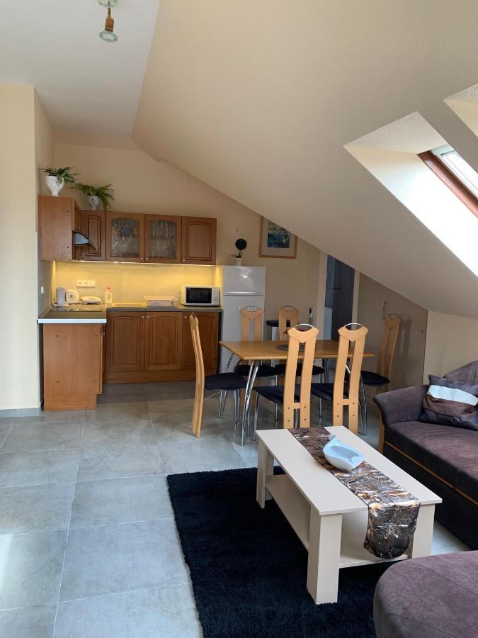 Balaton Kinizsi Apartman Шиофок Экстерьер фото