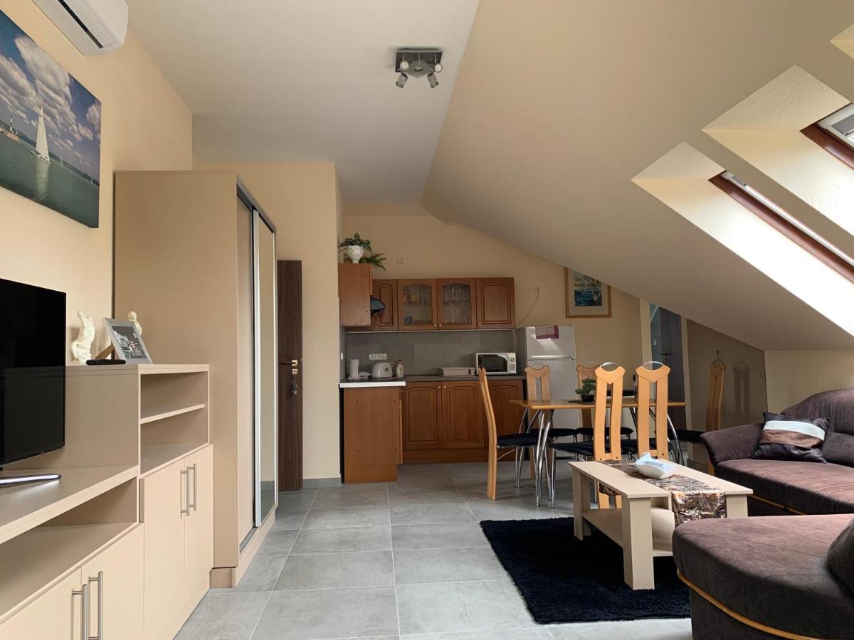 Balaton Kinizsi Apartman Шиофок Экстерьер фото